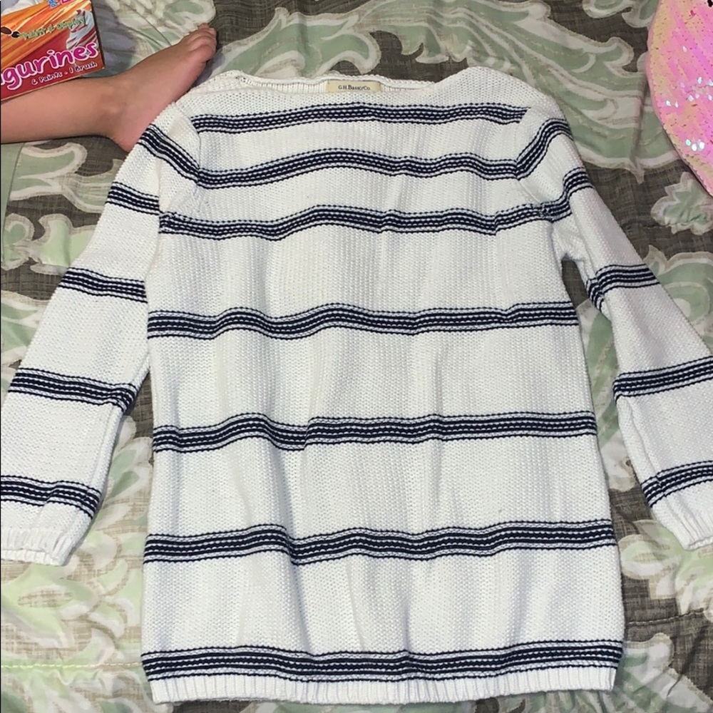 G.H. Bass & Co. sweater